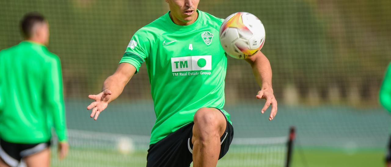 Diego González, durante un entrenamiento