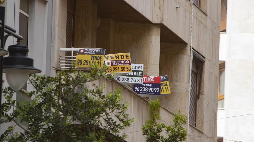 La venta de viviendas crece en un tercio de los municipios pese a subir los tipos