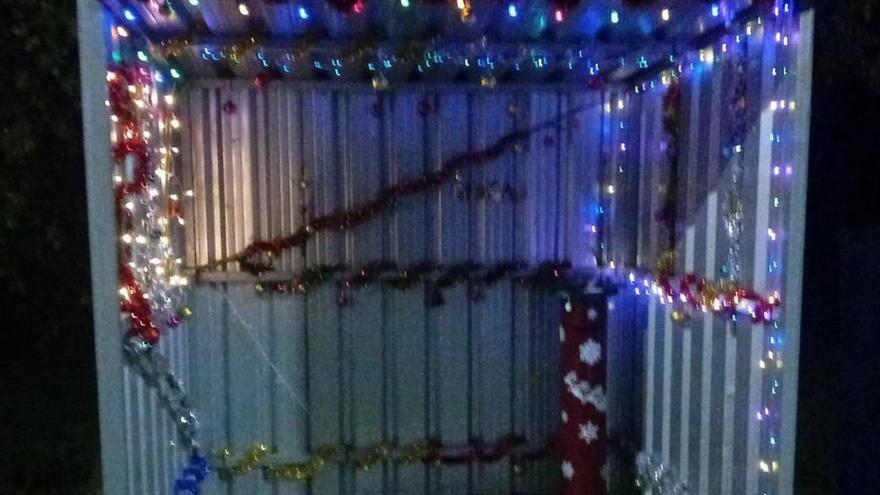 Buzón navideño del lugar de Lodeirón en la parroquia de Vilatuxe.