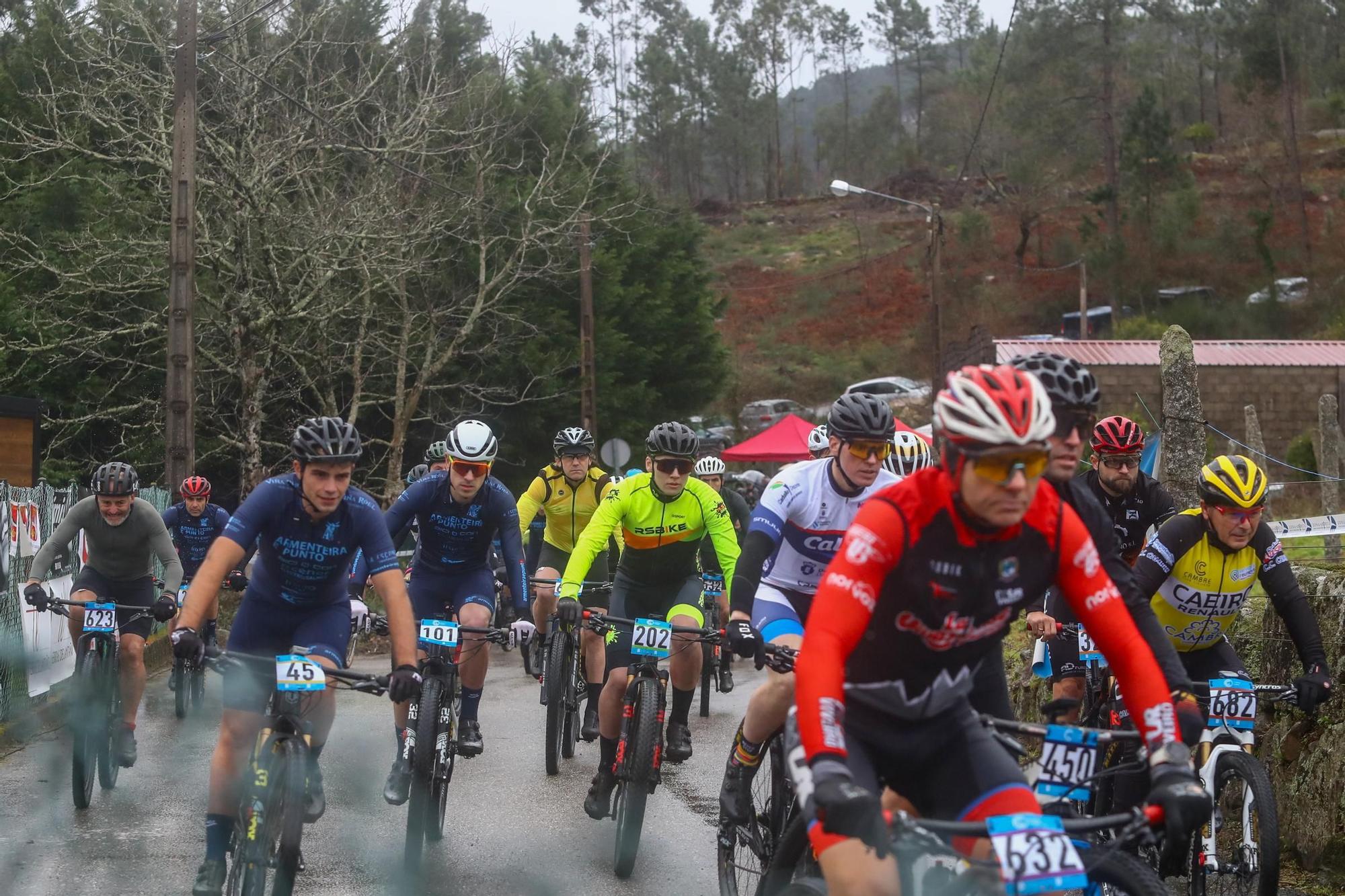 El monte Xiabre se convierte en el paraíso de la bicicleta de montaña