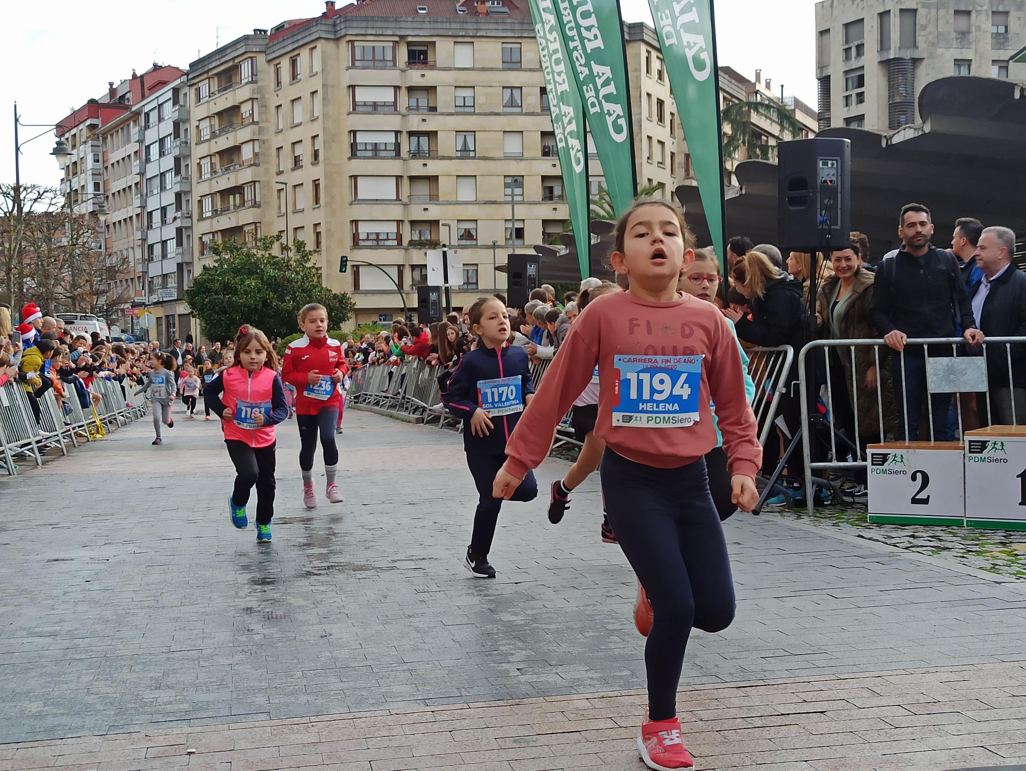 Casi 1.500 participantes disputan la carrera de Fin de Año de Pola de Siero