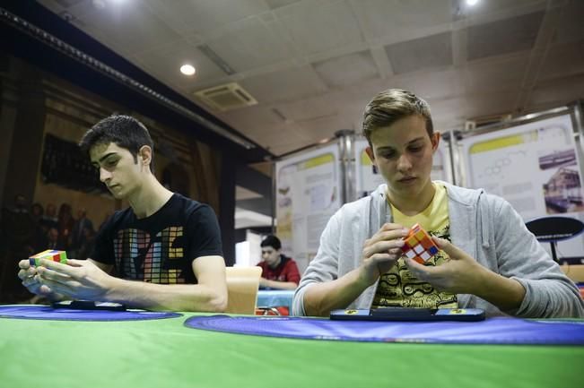 CAMPEONATO DE CUBO DE RUBIK EN ELDER