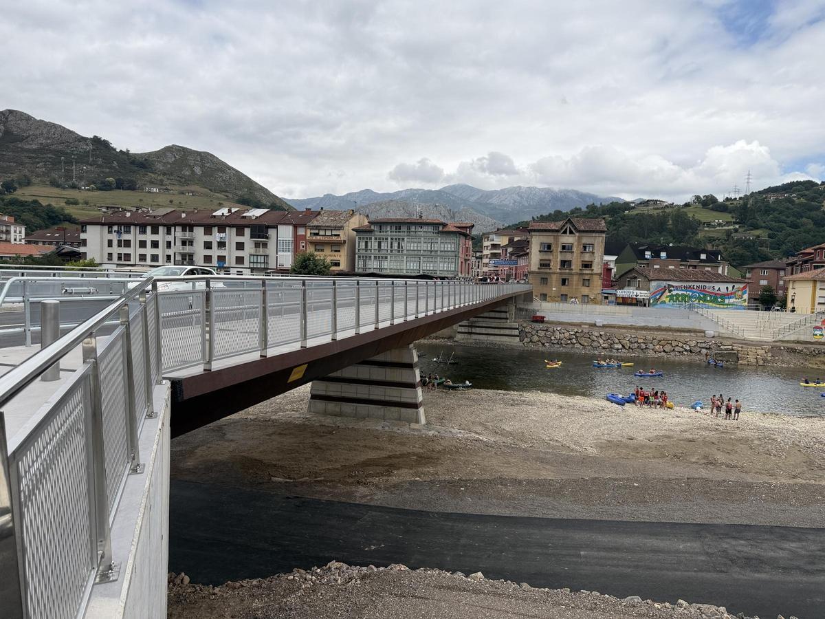 Arriondas presume de puente
