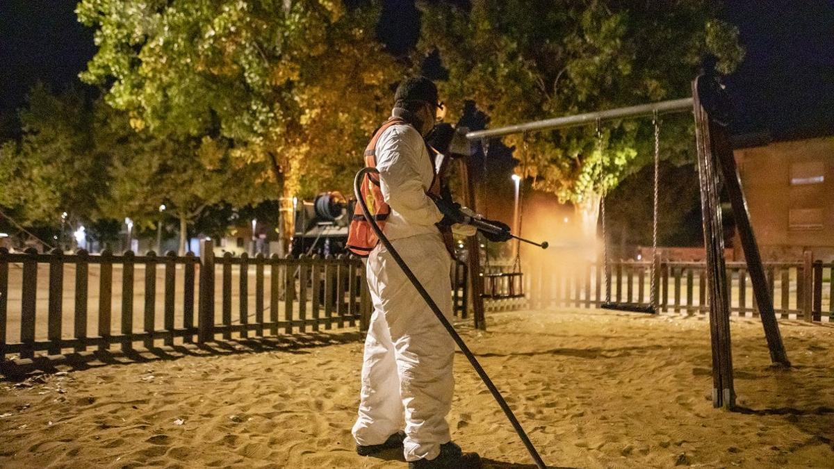 Terrassa desinfección parques infantiles