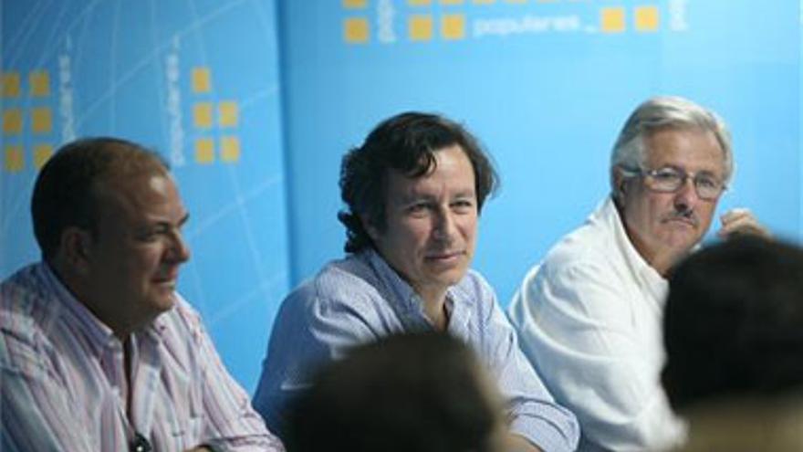 El congreso del PP tendrá más delegados aunque los críticos los ven insuficientes