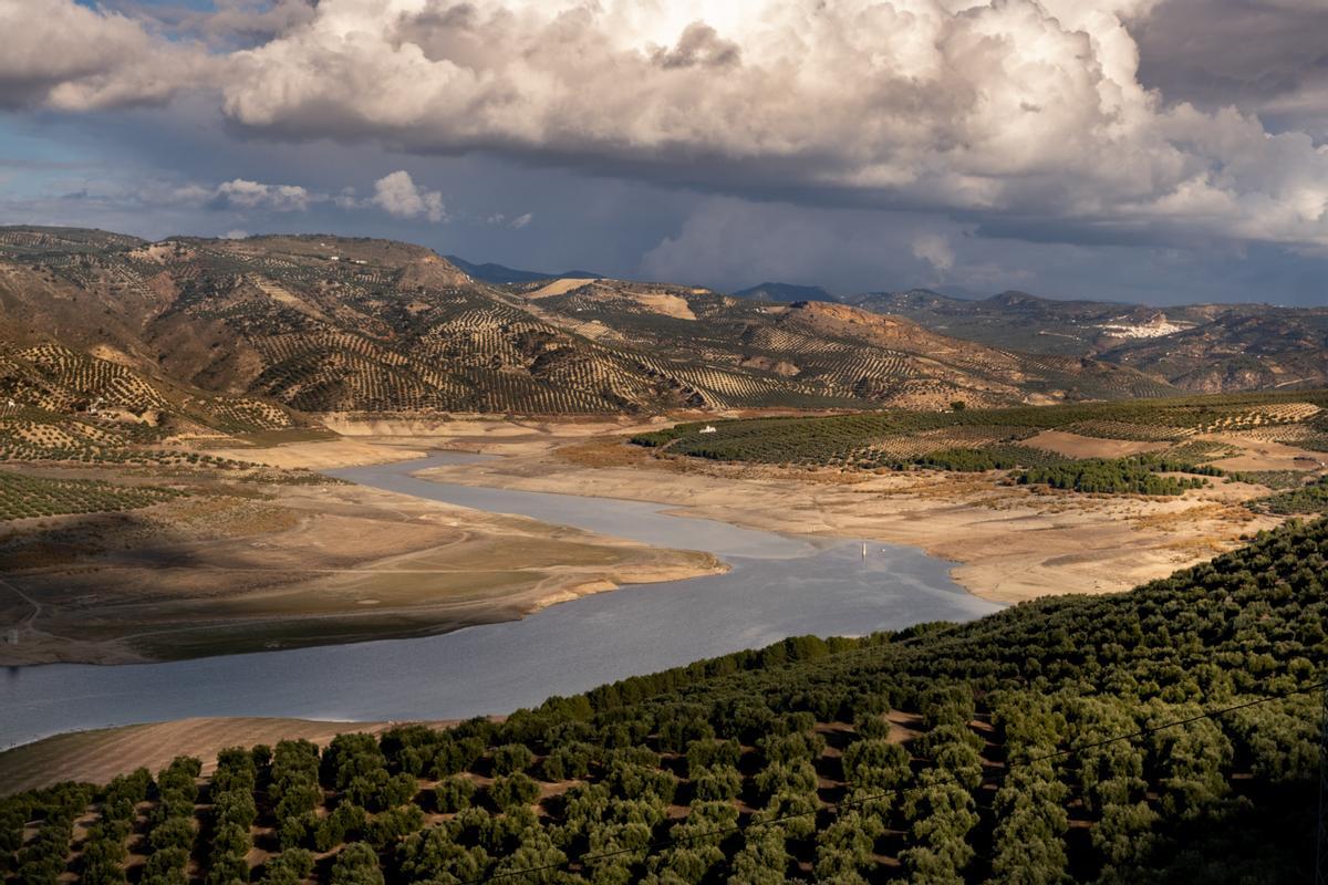 Archivo - Embalse de Iznájar, Cordoba, Andalucía, España.