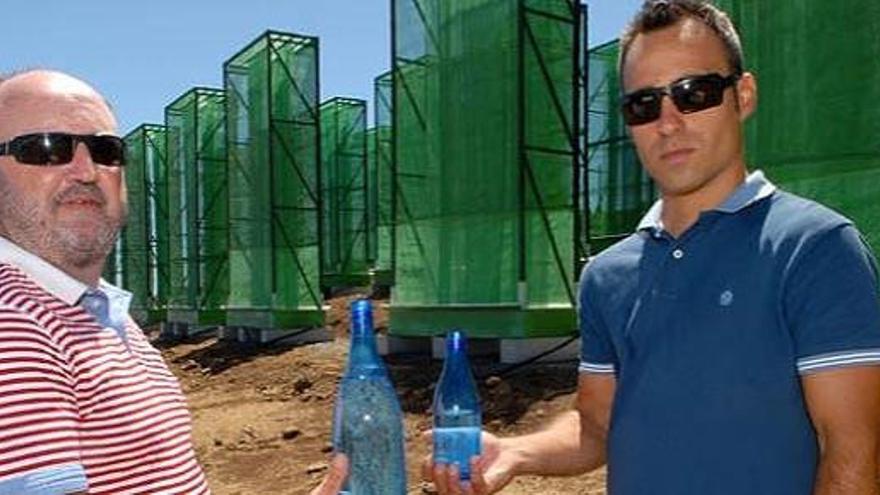 Ricardo Gil y Theo Hernando, con su &quot;Agua de niebla&quot;.