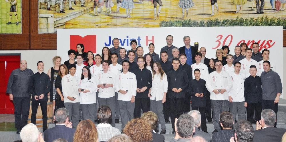 Acte de graduació de l'escola d'hoteleria de la Joviat