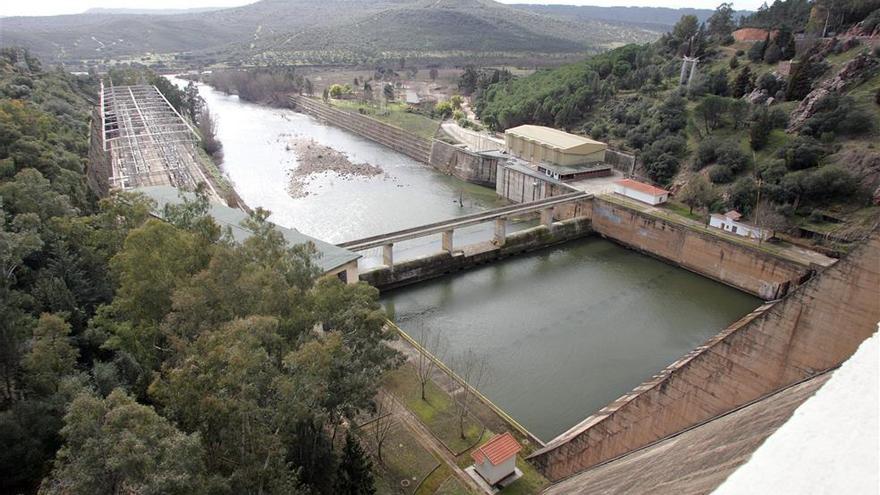 Endesa abre una investigación sobre el trágico accidente en la central de la presa de Cíjara