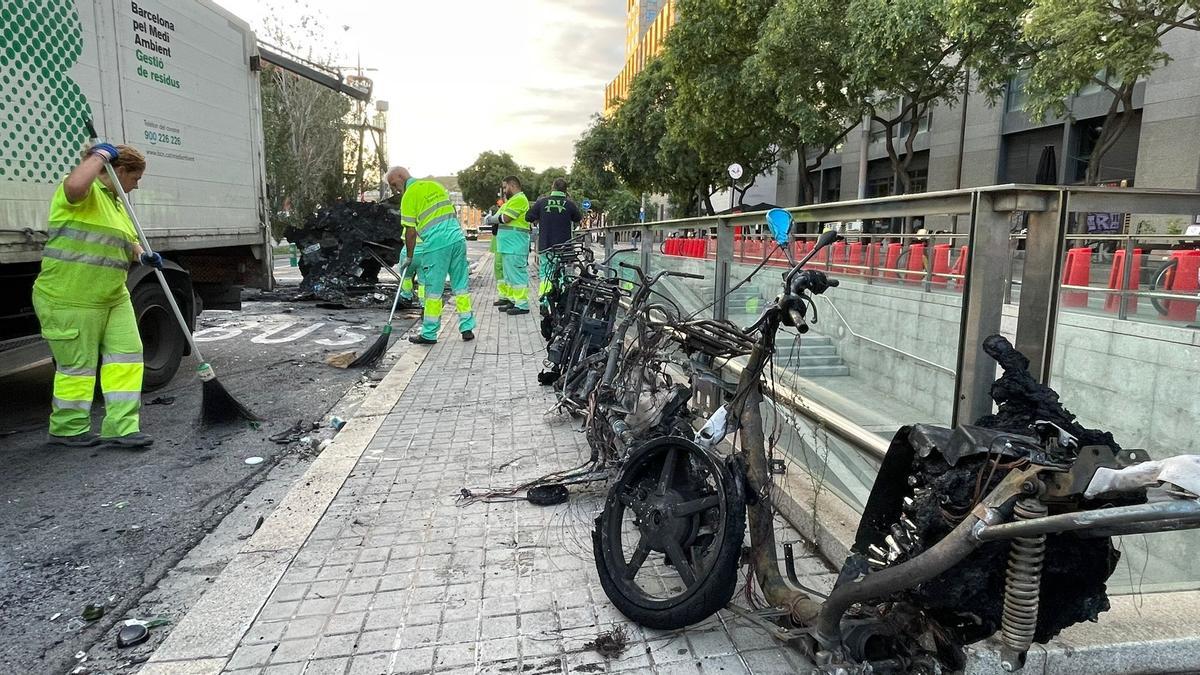 Batlle veu interès a «enfonsar» Barcelona pels aldarulls de la Mercè Batlle veu interès a «enfonsar» Barcelona pels aldarulls de la Mercè
