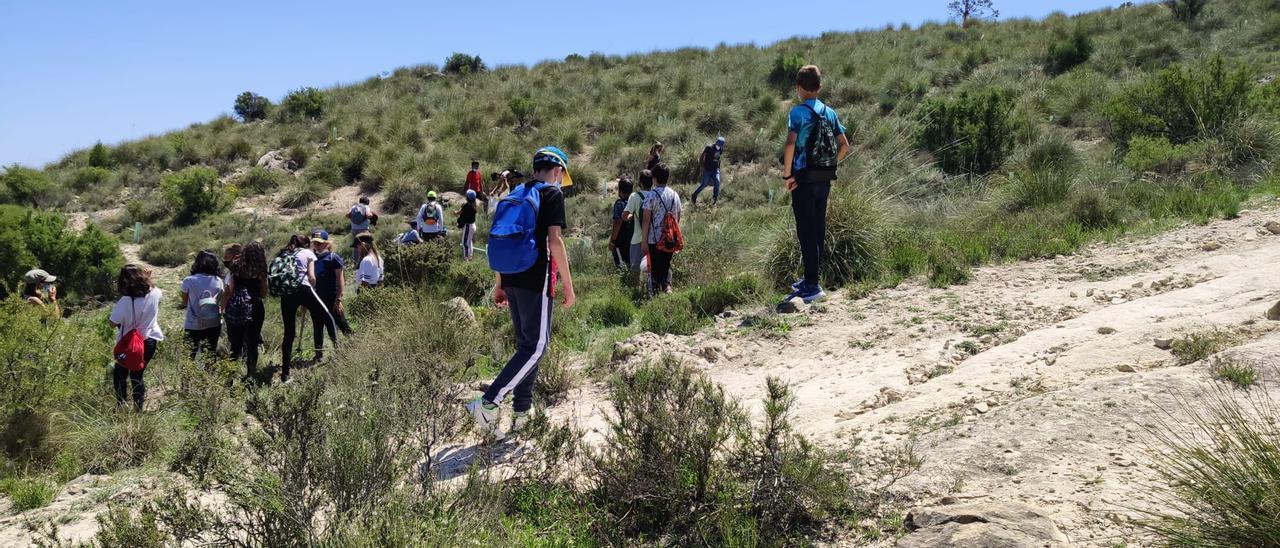 Alumnos del colegio El Vincle en Les Puntes