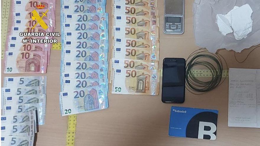 Detenido un hombre acusado de vender cocaína en Villajoyosa, Finestrat y Benidorm