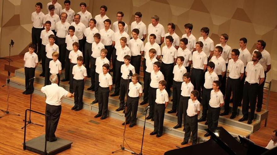 Los niños cantores de París visitan Zaragoza