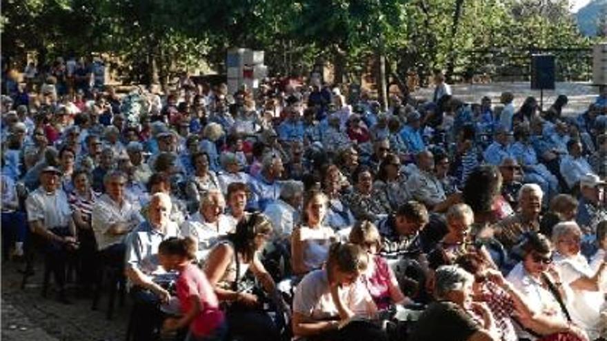 La més que centenària Festa de l&#039;Arbre Fruiter va tornar a omplir el parc municipal de Moià