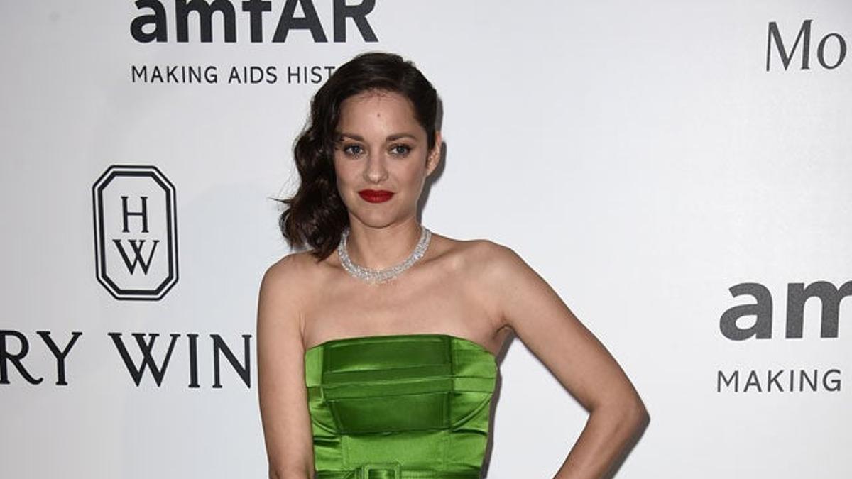 Marion Cotillard en la gala amFAR de Cannes 2015