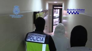 Operación de la policía nacional contra una mara que pretendía arraigar en Nou Barris