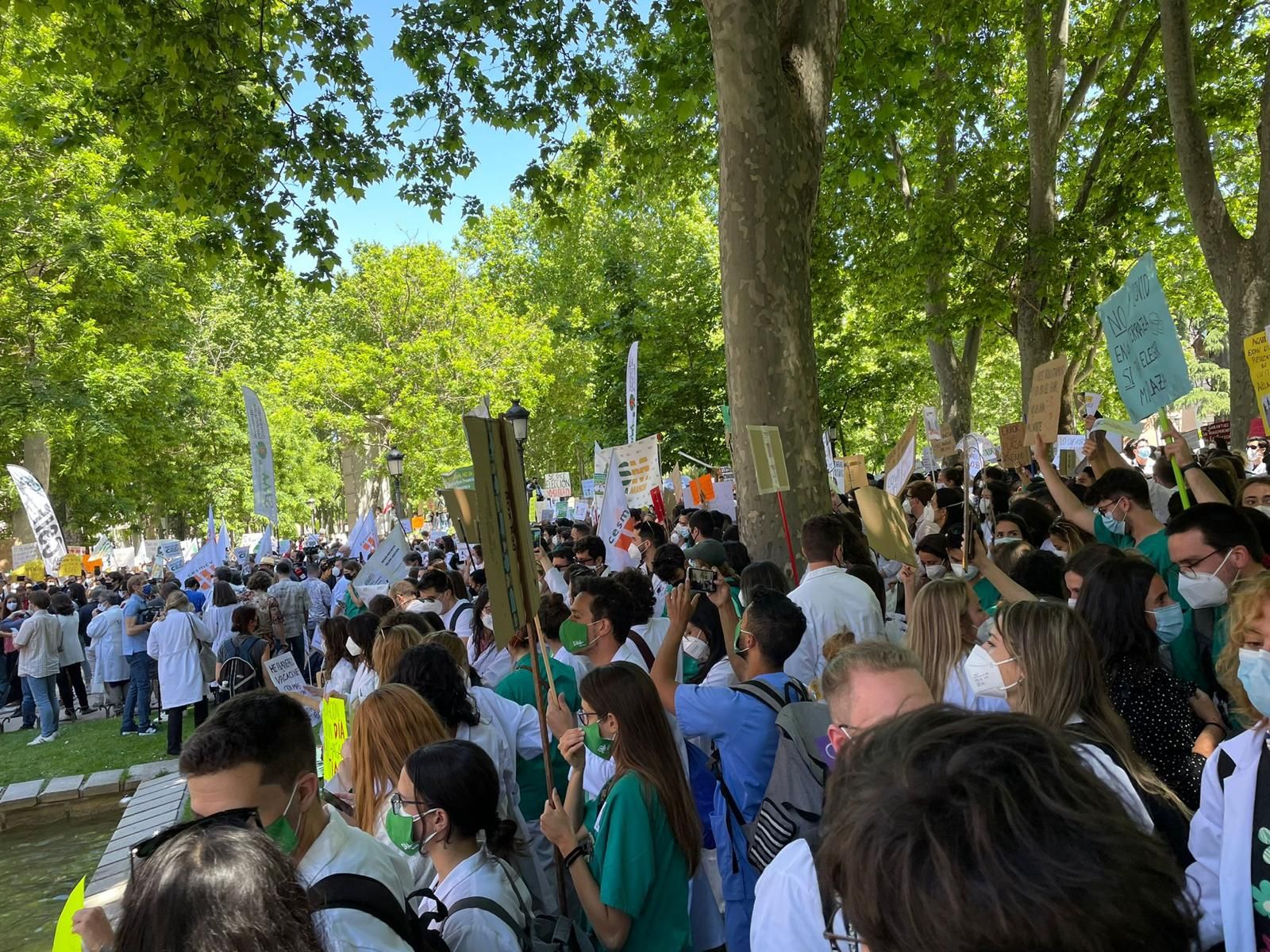 Médicos malagueños MIR protestan en Madrid por el cambio de criterio de Sanidad