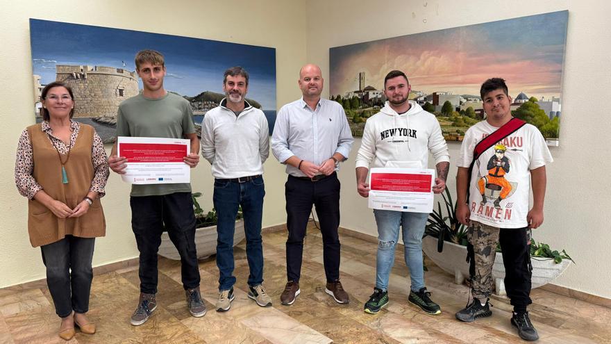 Teulada Moraira contrata a tres jóvenes a través del programa Empuju