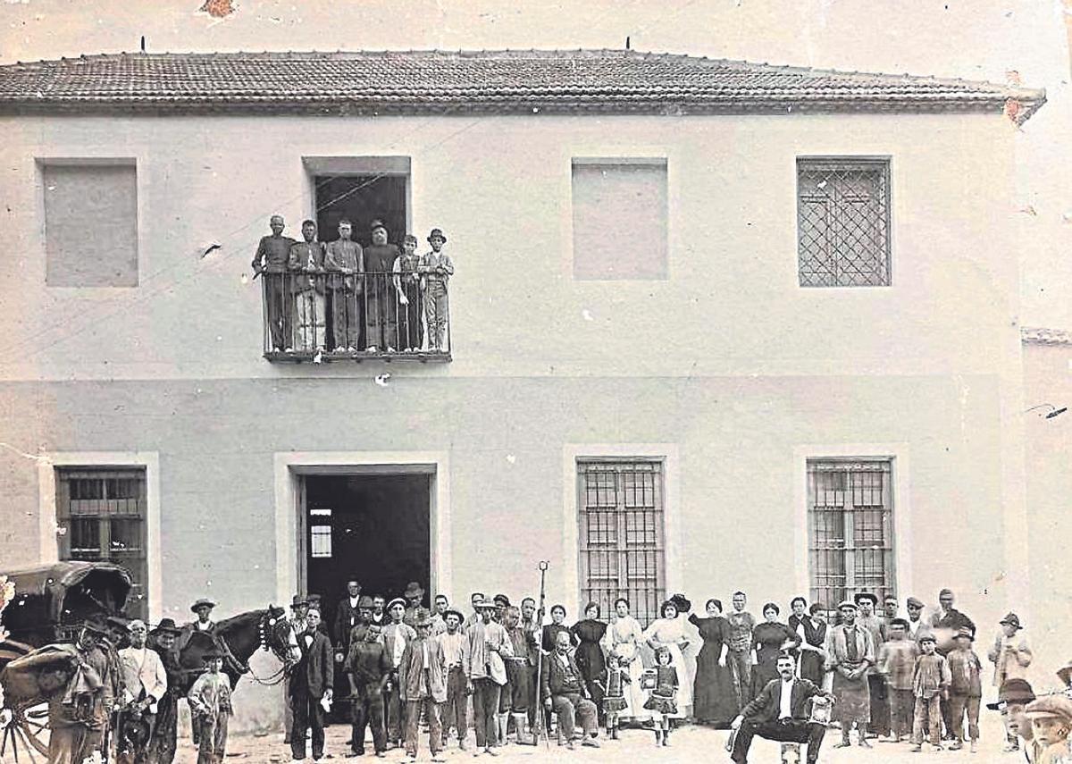 Imagen antigua del Molino Armero rescatada por el Ayuntamiento de Murcia.