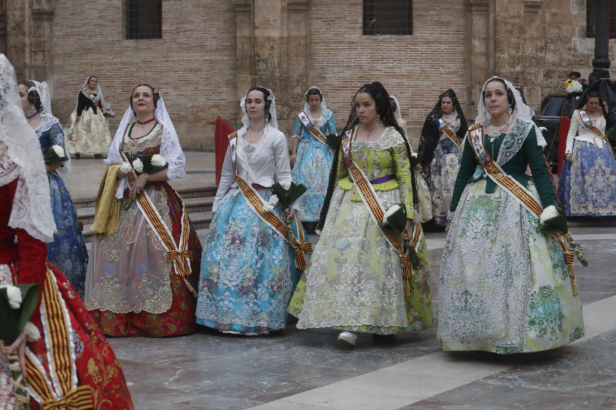 Búscate en el segundo día de ofrenda por la calle de la Paz (entre las 17:00 a las 18:00 horas)