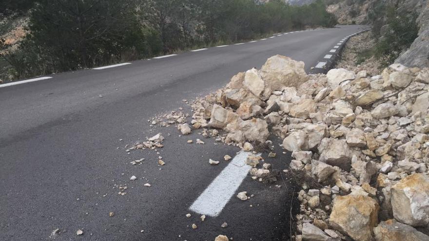 Caídas de piedras cortan desde diciembre una vía de evacuación de Cofrentes