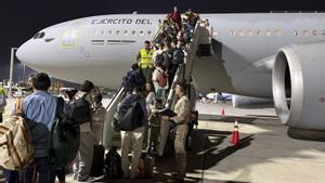 22 espanyols surten de l’Iran per carreterafins a l’Azerbaidjan