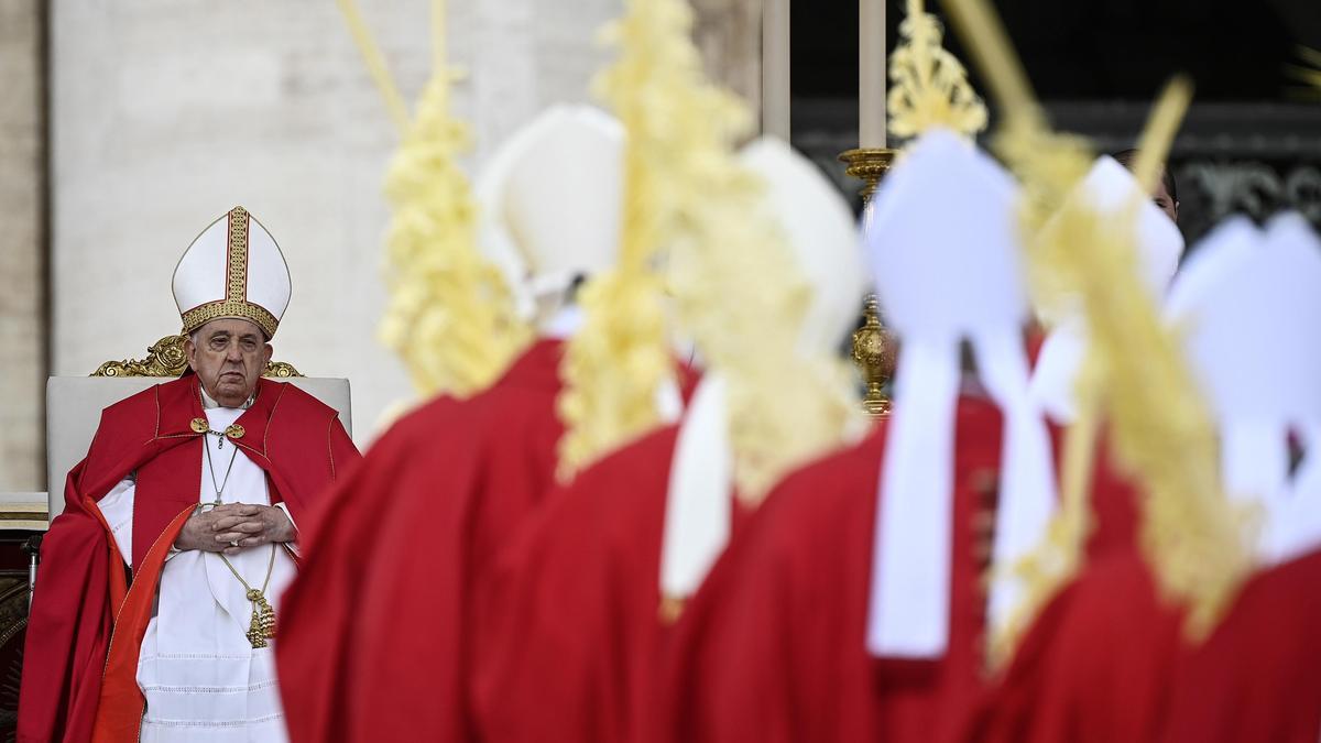 El papa  dice que "el vil atentado" de Moscú es "un acto inhumano que ofende a Dios"