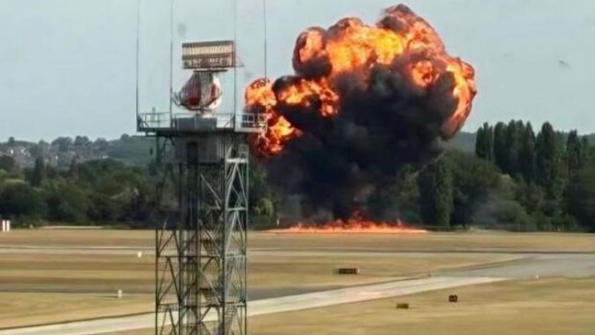 Moment de l'accident d'una aeronau a l'aeroport de Southend
