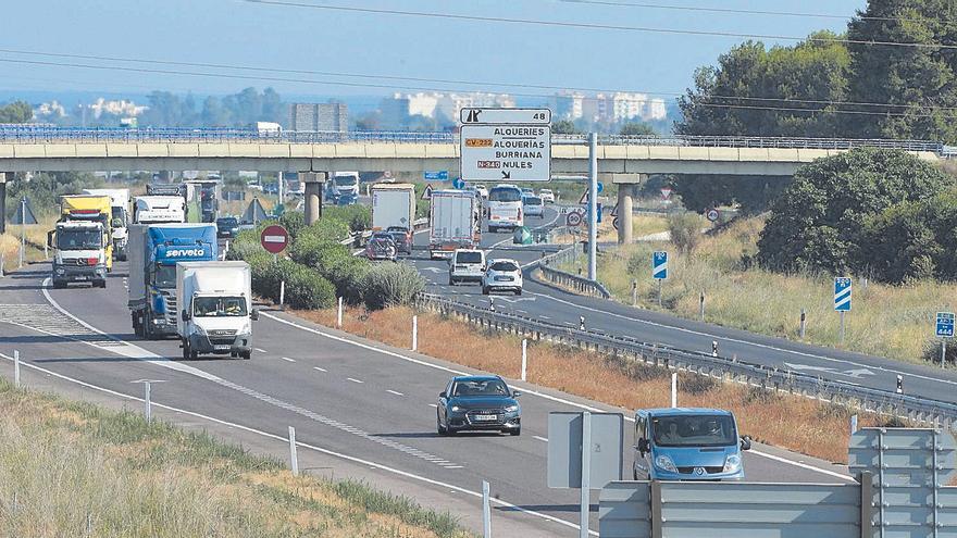 El Gobierno cifra en 40 millones los terceros carriles de la AP-7 en Castellón