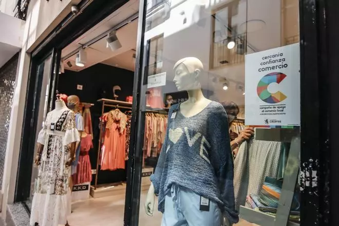 Cáceres, primera ciudad del mundo en organizar el Día Internacional del Comercio Local