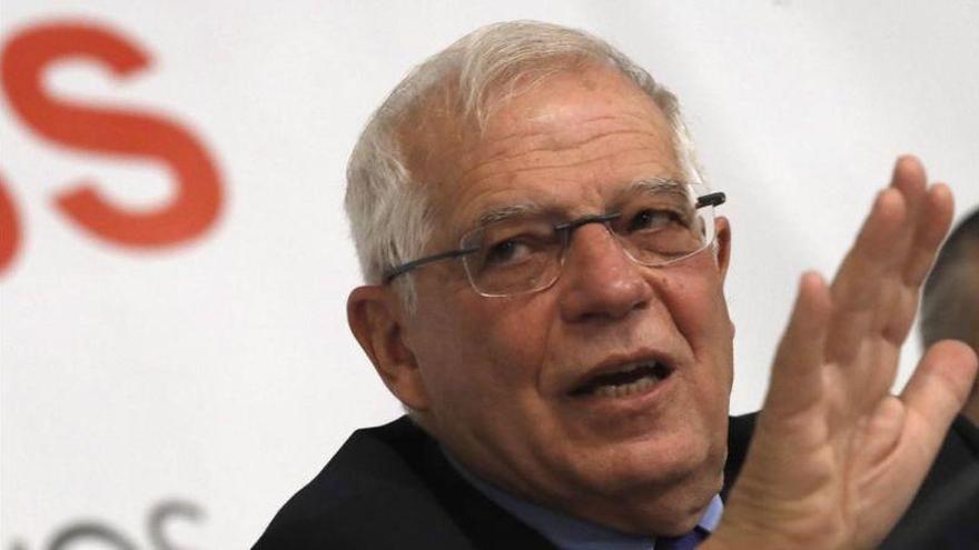 Borrell abre la puerta a ser el aspirante del PSOE a las europeas