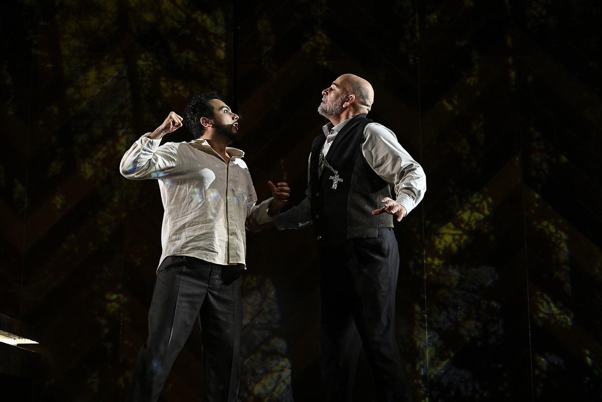 EN IMÁGENES: Ópera "La traviata" en Oviedo