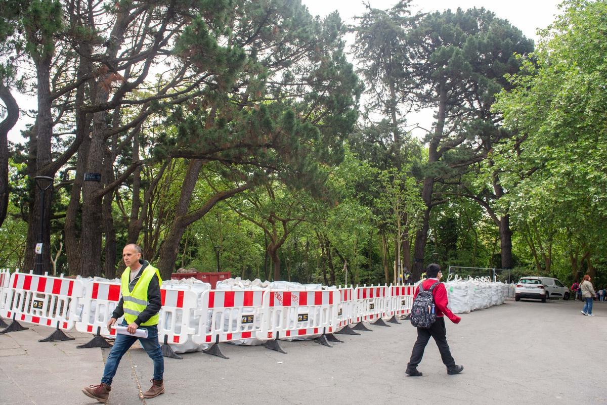 El Concello ejecuta y renueva caminos y sendas, y dotará al parque de nuevo equipamiento y mobiliario, tanto deportivo como de ocio.