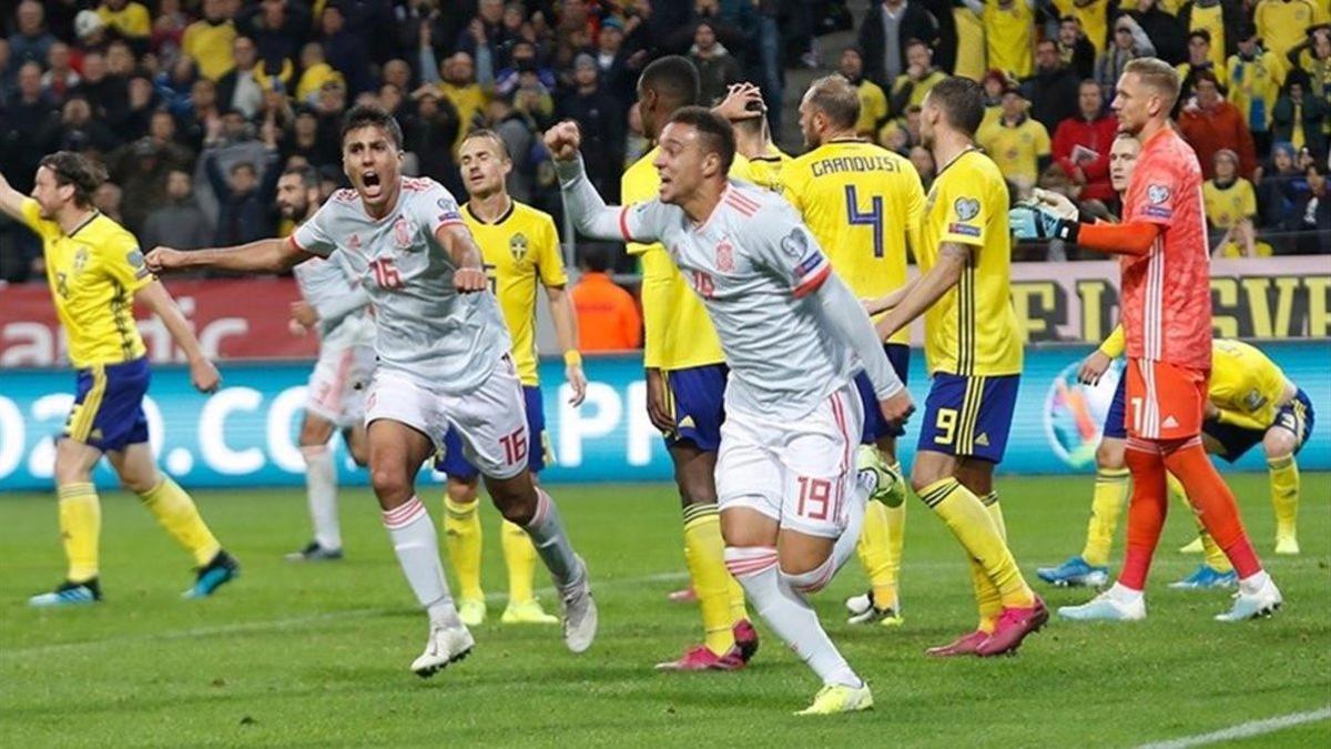 Rodrigo celebra el gol del empate