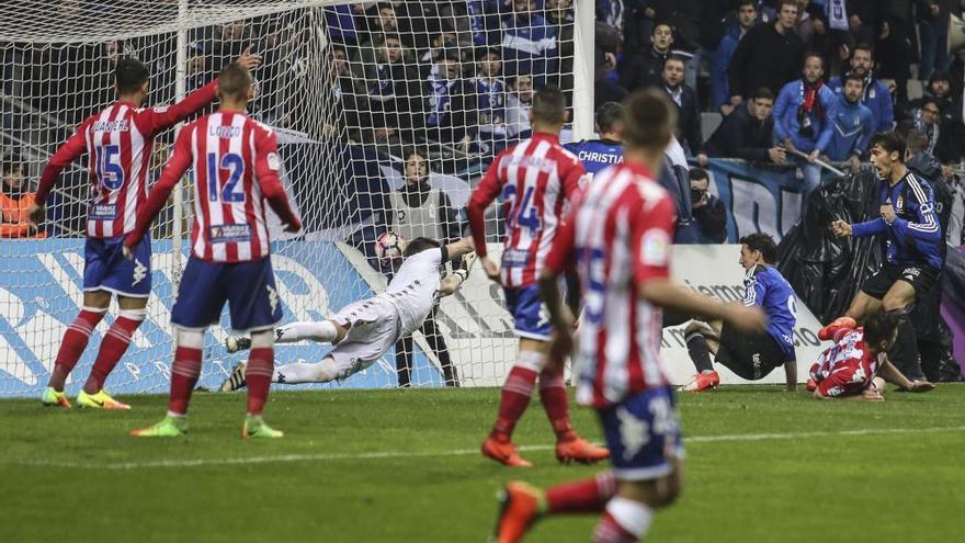 El Girona encaixa a Oviedo la segona derrota consecutiva