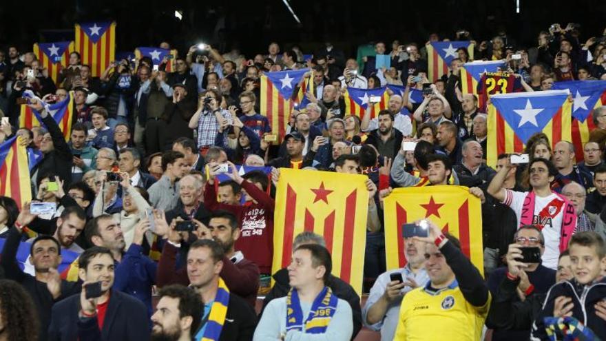 Entitats sobiranistes repartiran 30.000 estelades al partit entre el Barça i el Celtic de la Champions