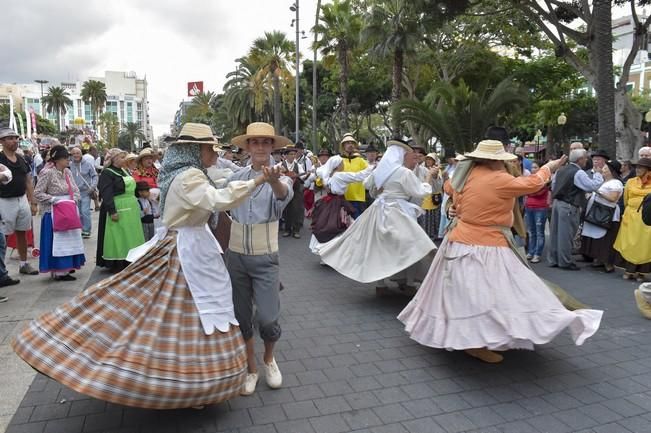 Romería de la Naval, desde el parque Santa ...