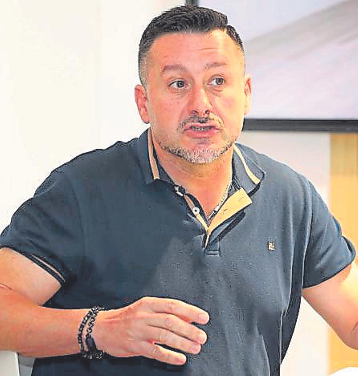 «El Principado debe liderar esto, orientar a los jóvenes hacia donde formarse para tener mejores oportunidades»