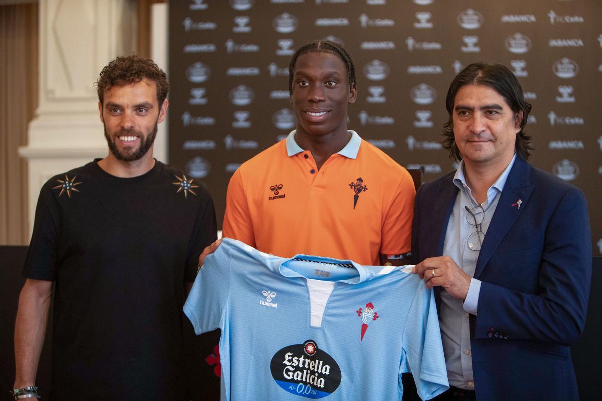 Celta presenta a Ilaix Moriba