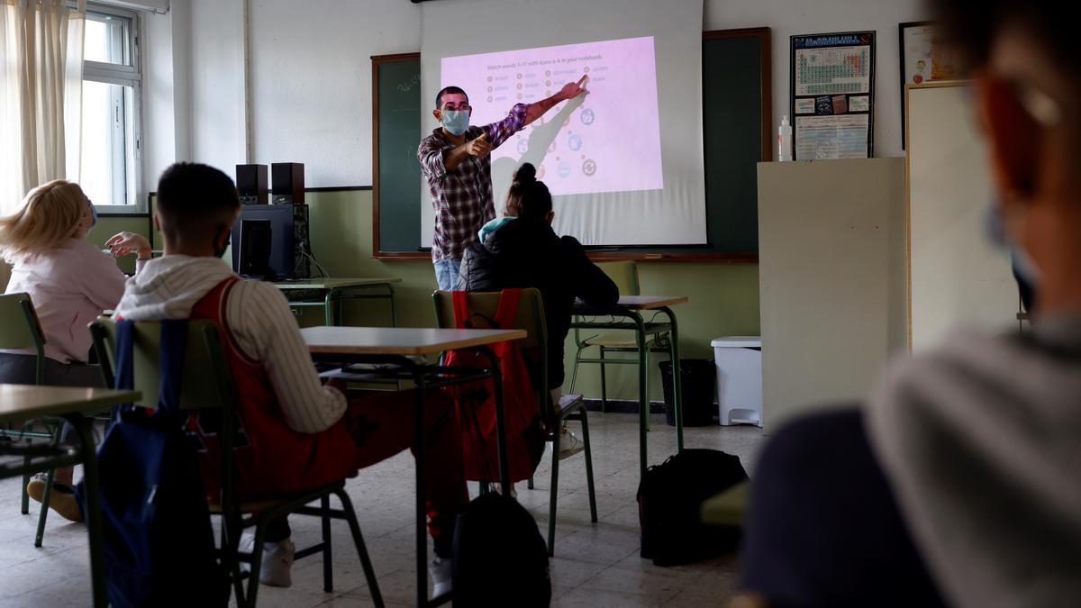 El Bachillerato podrá aprobarse con un suspenso y hacerlo en tres años.