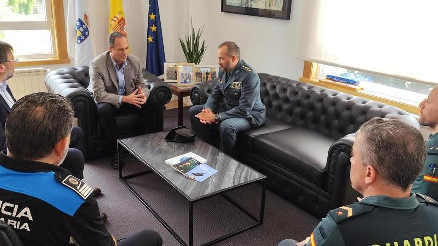 El Puerto de Vigo y la Guardia Civil refuerzan su coordinación con mejoras en el Tinglado