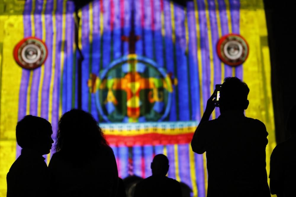 Proyección de "videomapping" en Covadonga.