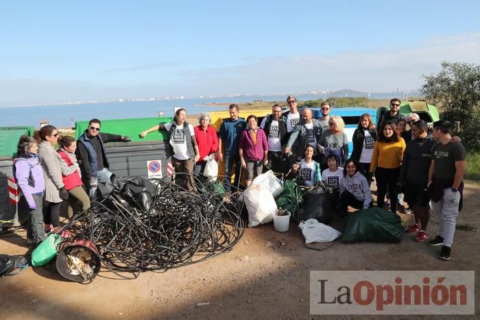 SOS Mar Menor retira dos toneladas de basura