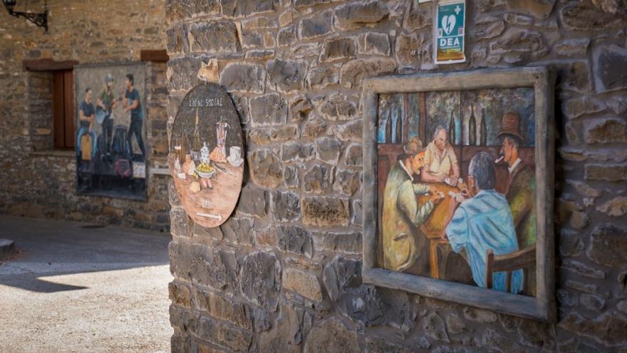 El pueblo con 'más arte' de España está en Aragón: un auténtico museo de pintura al aire libre