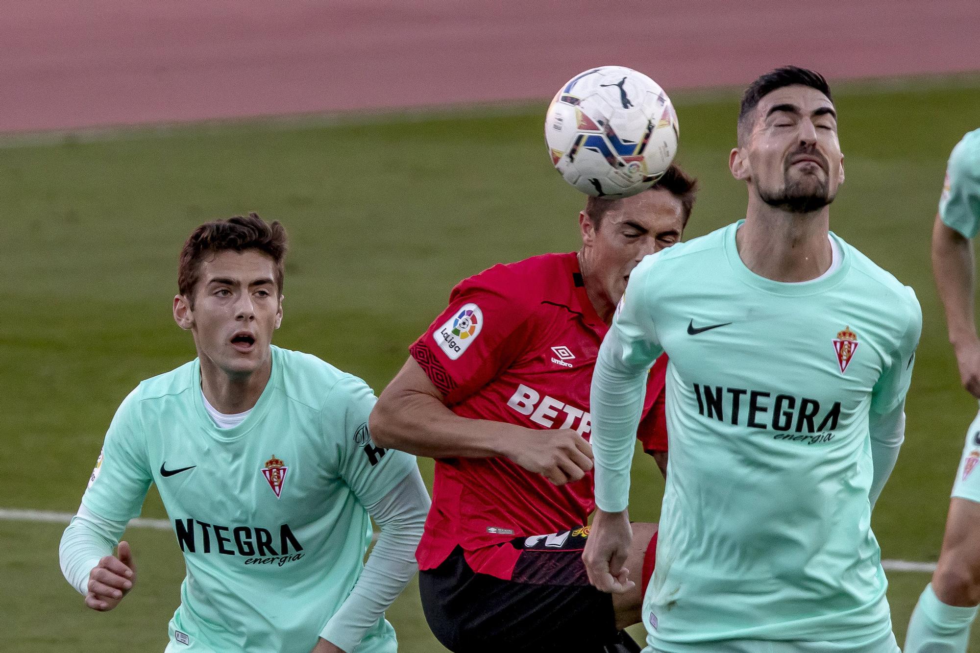 El Mallorca da por bueno el empate frente al Sporting