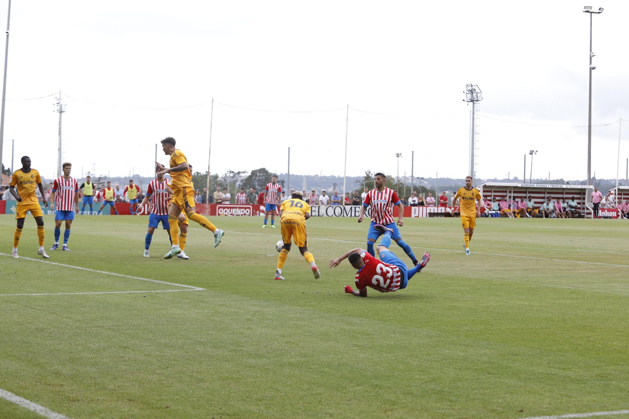 El Sporting empata ante la Ponferradina en su cuarto partido veraniego