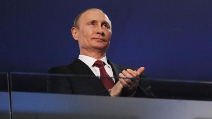 Vladimir Putin reconoce a Crimea como estado independiente