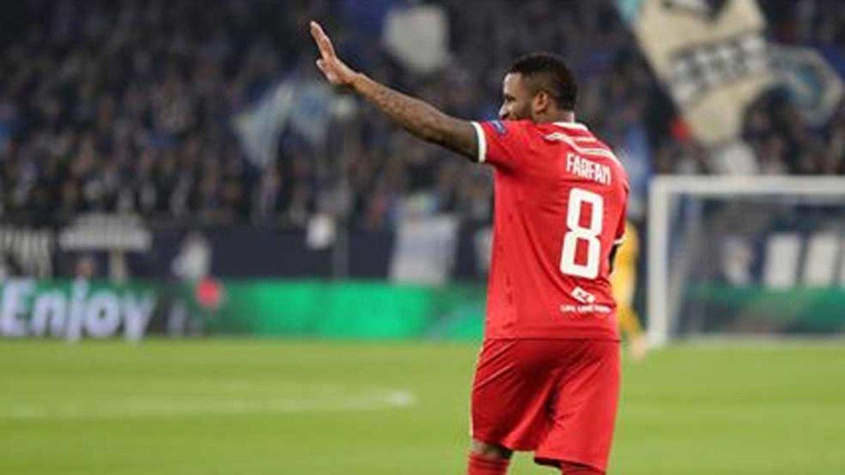 Farfán acaba su periplo en el Lokomotiv Moscú.