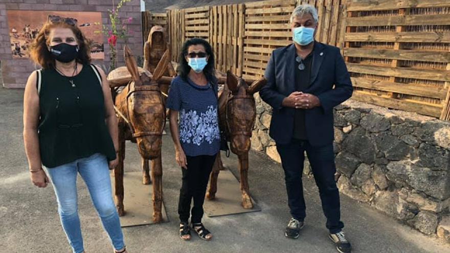 Puerto del Rosario rinde homenaje a las mujeres del mundo rural con una escultura en Guisguey (pieza, 3 totales y recursos).