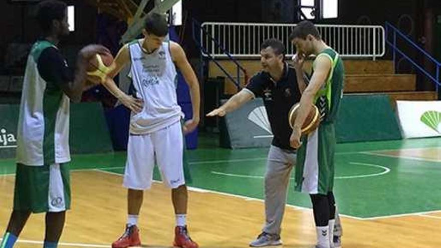 Entreno previo al partido frente al Oviedo.